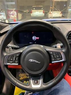 جاگوار F-Pace